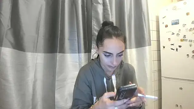 Snapshot of jessystarr chatting on September 28, 2025, 9:00 pm jessystarr online show from September 28, 2025, 9:00 pm