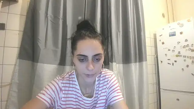 Snapshot of jessystarr chatting on October 14, 2025, 9:36 pm jessystarr online show from October 14, 2025, 9:36 pm