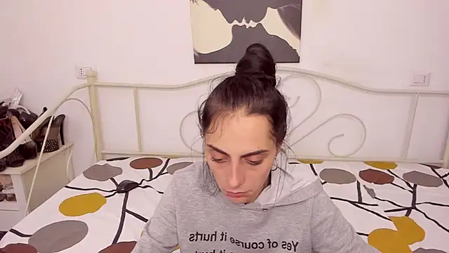 Snapshot of jessystarr chatting on October 1, 2025, 1:26 pm jessystarr online show from October 1, 2025, 1:26 pm