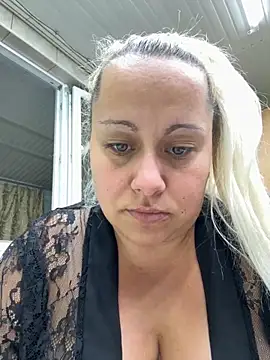 Snapshot of SabinaSweety chatting on September 26, 2025, 6:04 pm SabinaSweety online show from September 26, 2025, 6:04 pm