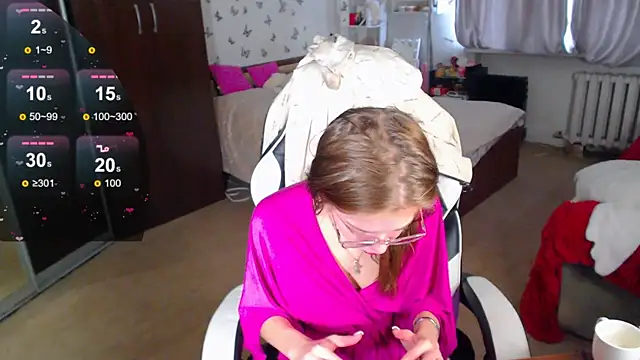 Kira honeyy online show from April 11, 2026, 6:43 am