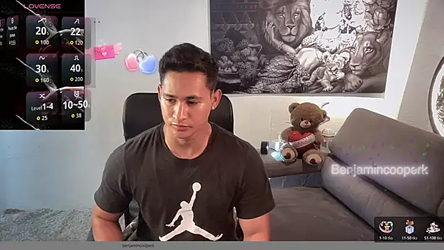 BenjaminCooperk online show from October 28, 2025, 10:03 am