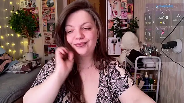 cutewhip online show from April 22, 2026, 1:18 pm