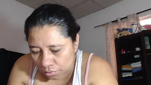 Snapshot of adrixxx38 chatting on February 14, 2026, 6:08 pm adrixxx38 online show from February 14, 2026, 6:08 pm