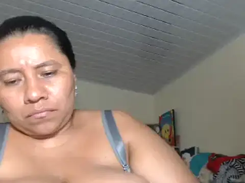 adrixxx38 online show from March 6, 2025, 3:24 am