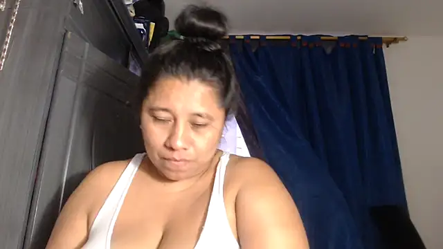 adrixxx38 online show from January 13, 2026, 10:35 pm