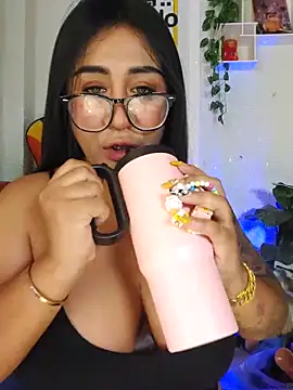 Snapshot of XXX_harna chatting on October 6, 2025, 5:52 am XXX harna online show from October 6, 2025, 5:52 am