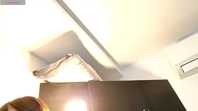 zarahdivousi online show from March 16, 2026, 3:15 pm