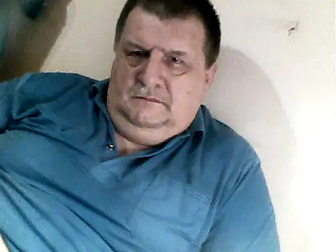 Vyrtous579 online show from January 13, 2026, 3:05 pm