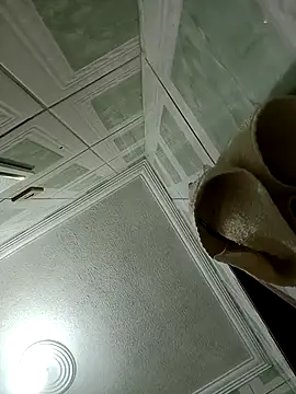 AzureKnee online show from September 22, 2025, 6:03 pm