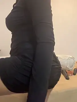 angelwavy online show from April 4, 2026, 12:50 am