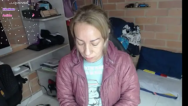 Snapshot of cristin_doll_ chatting on July 8, 2026, 2:51 pm cristin doll online show from July 8, 2026, 2:51 pm