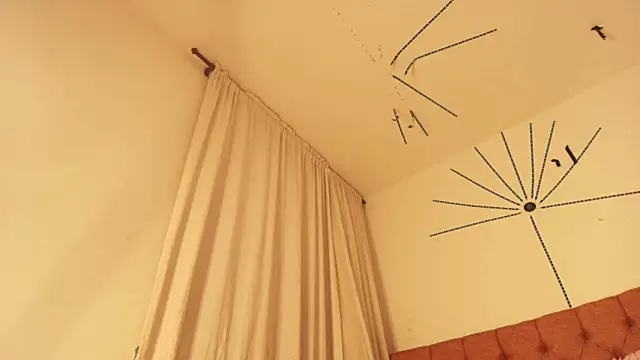 Snapshot of kathleen_brown chatting on November 1, 2025, 11:31 pm kathleen brown online show from November 1, 2025, 11:31 pm