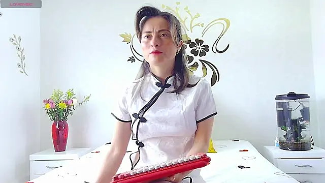 MarcelaFlores online show from July 3, 2026, 3:07 pm
