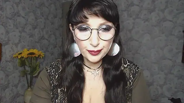 Aziza1 online show from February 28, 2025, 9:01 pm