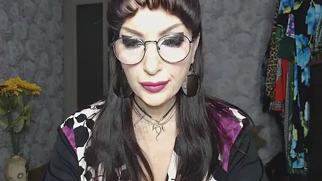 Aziza1 online show from February 3, 2026, 1:38 pm