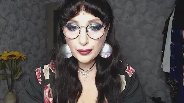 Aziza1 online show from February 26, 2025, 3:43 pm