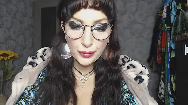 Aziza1 online show from November 2, 2025, 2:44 pm