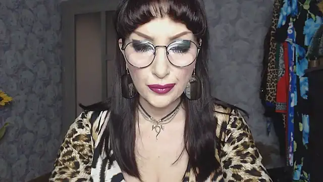 Aziza1 online show from March 17, 2026, 1:25 pm