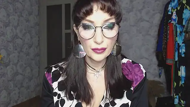 Aziza1 online show from March 30, 2026, 1:45 pm