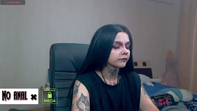 Dark  Elf online show from November 13, 2025, 10:35 pm