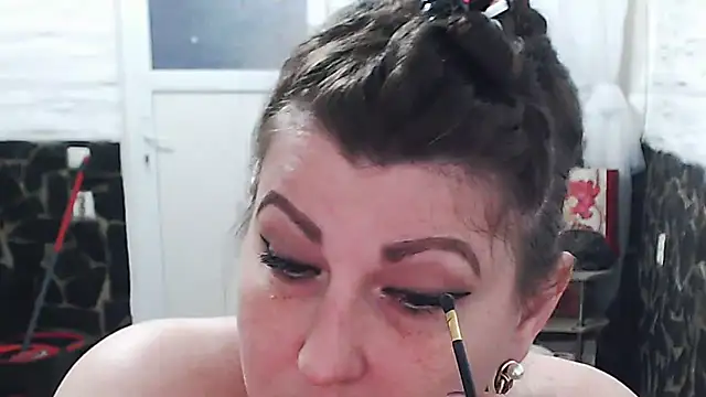 piticaforever online show from October 6, 2025, 1:34 pm