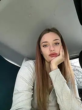 Snapshot of Night_dreams chatting on February 25, 2026, 10:26 am Night dreams online show from February 25, 2026, 10:26 am