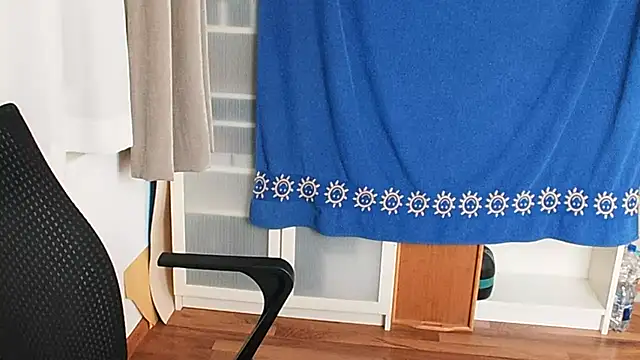 hotdestany online show from March 25, 2026, 11:31 am