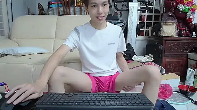 Snapshot of andrewooi chatting on March 1, 2025, 1:40 pm andrewooi online show from March 1, 2025, 1:40 pm