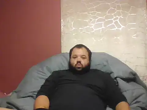 Snapshot of Strongbutgentle36 chatting on September 30, 2025, 8:20 am Strongbutgentle36 online show from September 30, 2025, 8:20 am