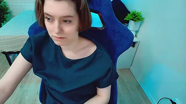 CranberryHot online show from September 27, 2025, 6:25 pm