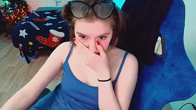 CranberryHot online show from February 13, 2026, 11:27 pm