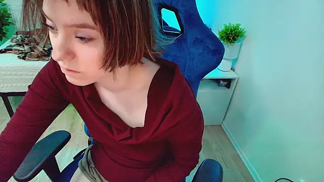 CranberryHot online show from October 2, 2025, 2:59 am