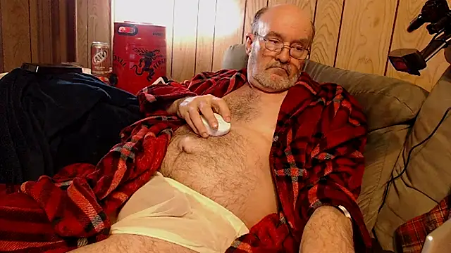 snickers1 online show from December 18, 2025, 3:55 am