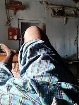 rohanhotguy online show from November 27, 2025, 10:05 am