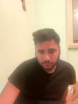 Snapshot of andrea92roma chatting on November 6, 2025, 6:01 pm andrea92roma online show from November 6, 2025, 6:01 pm