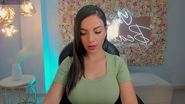 MorganHicks online show from February 11, 2026, 7:25 pm