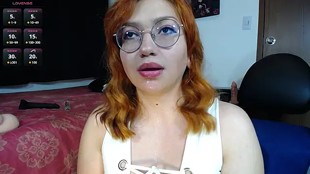 Snapshot of coraline101_ chatting on September 25, 2025, 1:33 am coraline101  online show from September 25, 2025, 1:33 am