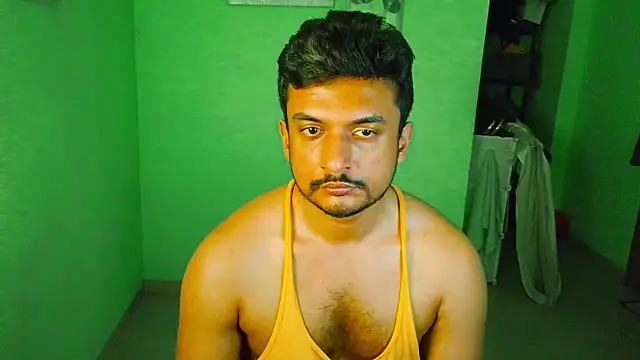 daringcutie online show from April 20, 2026, 12:35 am