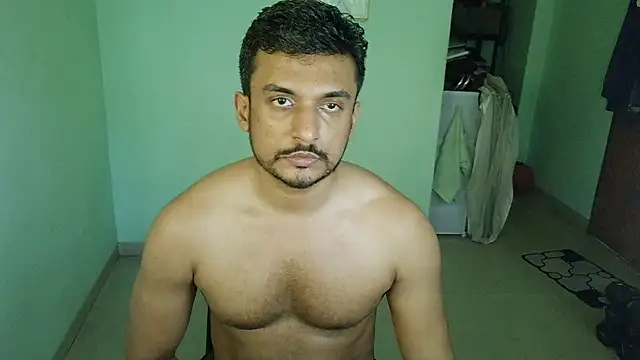 daringcutie online show from March 31, 2026, 9:33 am