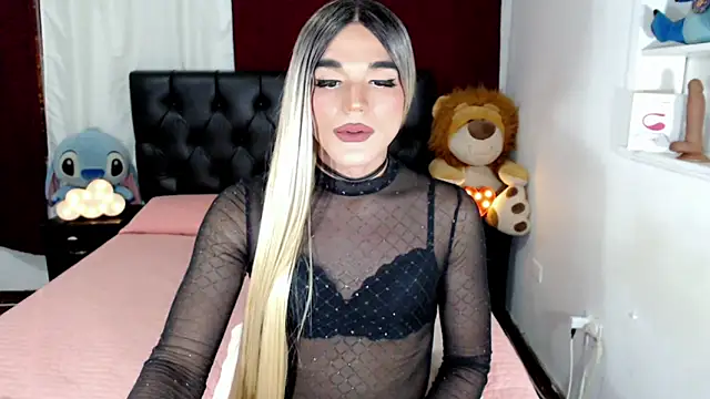 Snapshot of Morgan_rox23 chatting on December 6, 2024, 11:30 pm Morgan rox23 online show from December 6, 2024, 11:30 pm