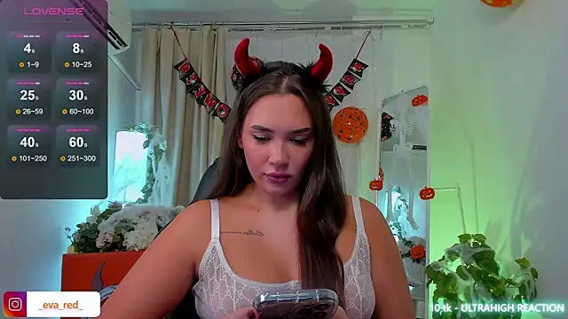  Eva Rose  online show from October 28, 2025, 2:05 pm