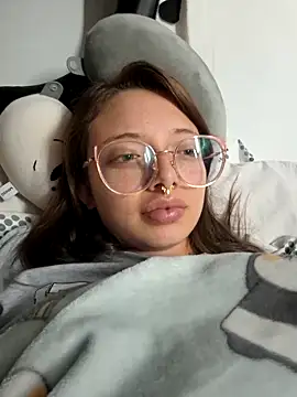 linda-schmidt online show from February 19, 2025, 2:12 am