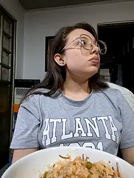 linda-schmidt online show from December 4, 2025, 9:25 pm