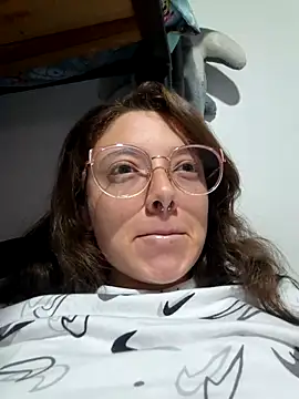 linda-schmidt online show from March 1, 2025, 12:39 am