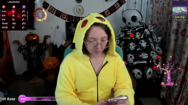 linda-schmidt online show from October 8, 2025, 3:08 am