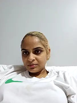 DirtySnowball69 online show from October 4, 2025, 4:52 pm