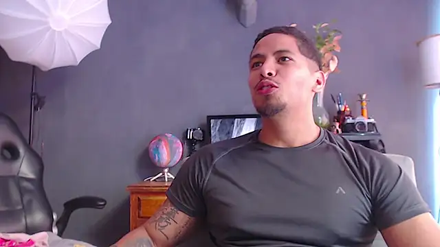 Snapshot of geirge_teacherxx chatting on September 18, 2025, 6:44 pm geirge teacherxx online show from September 18, 2025, 6:44 pm