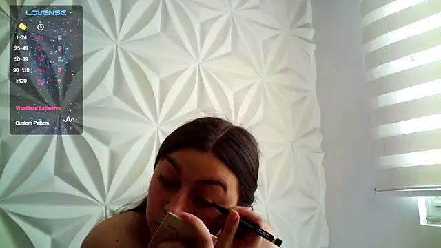 Snapshot of jerryandjessica chatting on September 19, 2025, 6:12 pm jerryandjessica online show from September 19, 2025, 6:12 pm