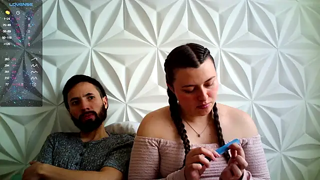 Snapshot of jerryandjessica chatting on October 3, 2025, 7:59 pm jerryandjessica online show from October 3, 2025, 7:59 pm